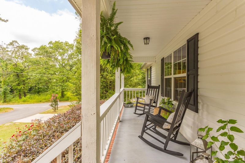 190 Dalewood Cir, Chickamauga, GA 30707
