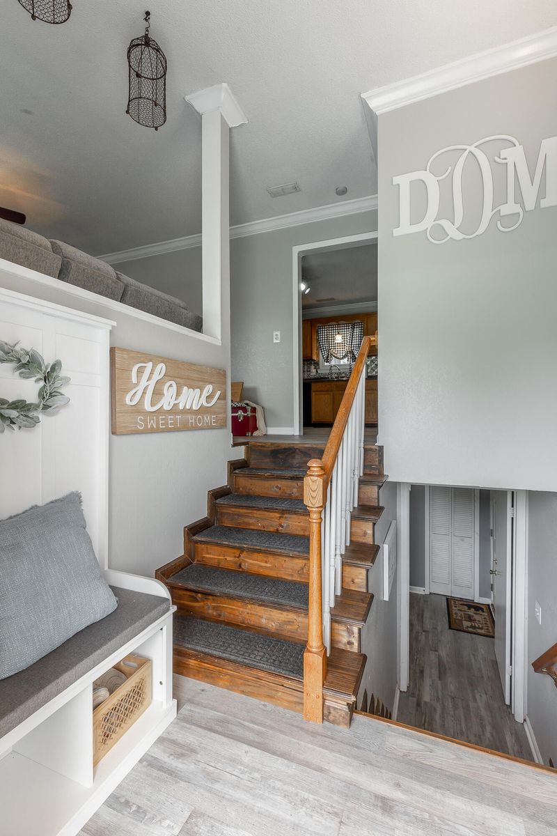 621 Lofton Ln, Chickamauga, GA 30707