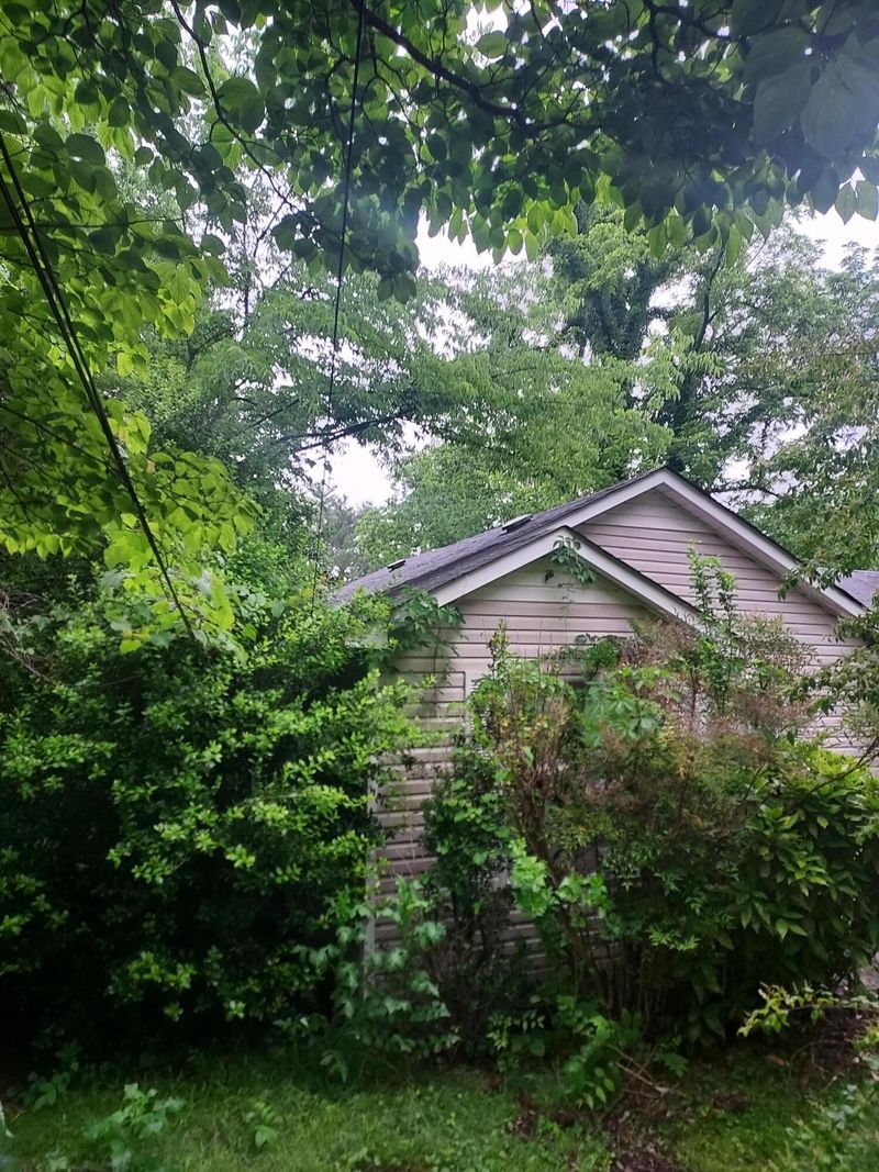 353 Hudson St, Rossville, GA 30741