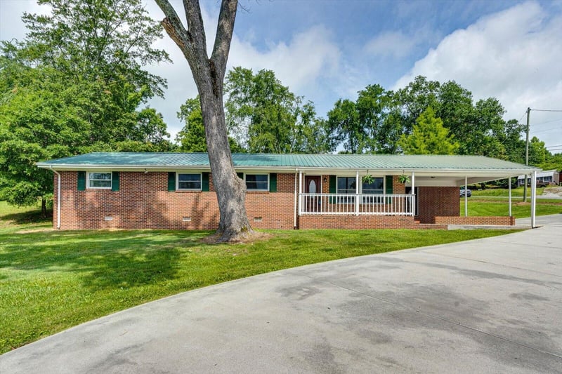 498 Nicklesville Rd, Resaca, GA 30735