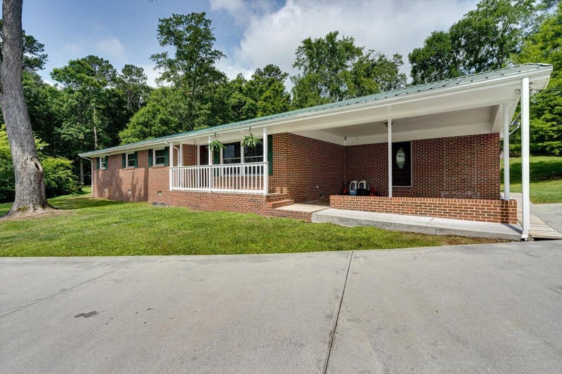 498 Nicklesville Rd, Resaca, GA 30735