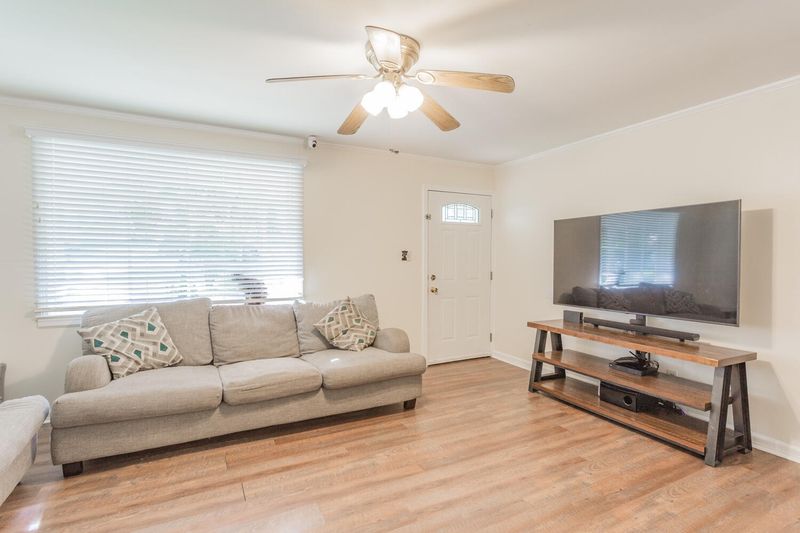 211 Beech St, Rossville, GA 30741