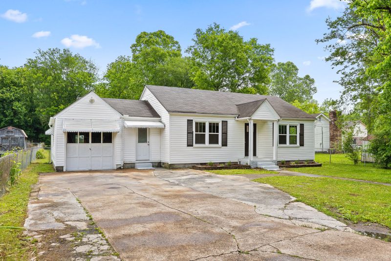 249 Palm Beach Ave, Rossville, GA 30741