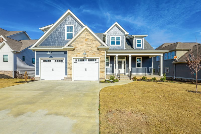 408 Lakeshore Cove Dr, Fort Oglethorpe, GA 30742