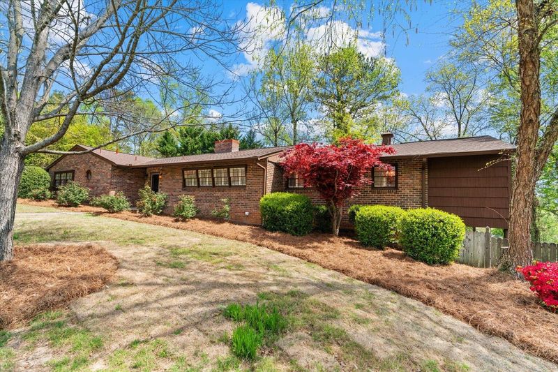 1706 Rio Vista Dr, Dalton, GA 30720