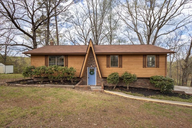 4113 Village Dr, Cohutta, GA 30710