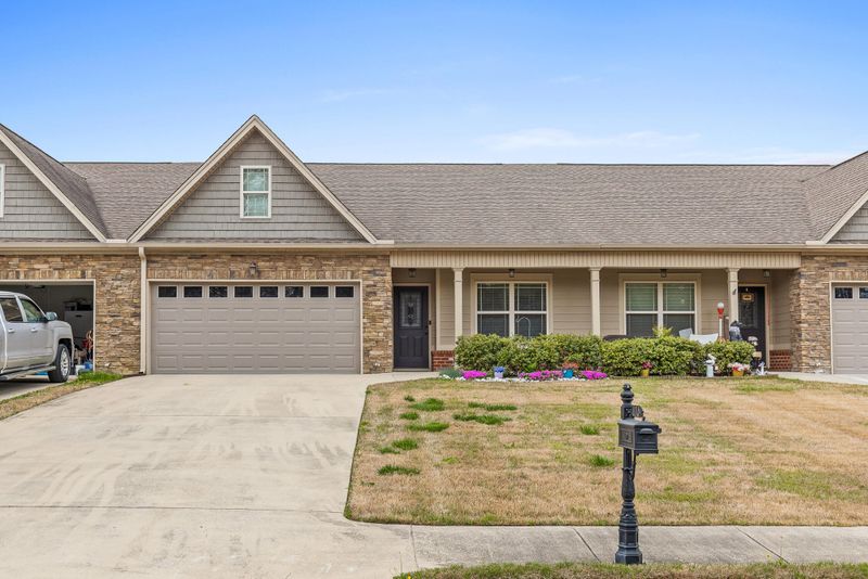 175 Tradewind Dr, Fort Oglethorpe, GA 30742