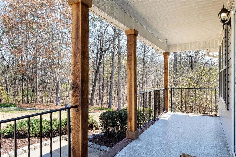 695 Castleview Dr, Ringgold, GA 30736