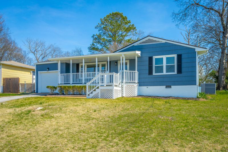 15 Lee Cir, Fort Oglethorpe, GA 30742