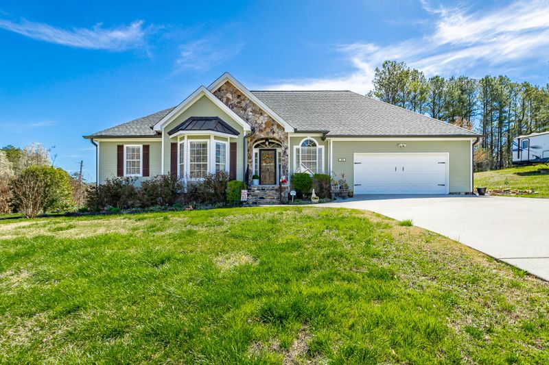39 Cornerstone Dr, Ringgold, GA 30736