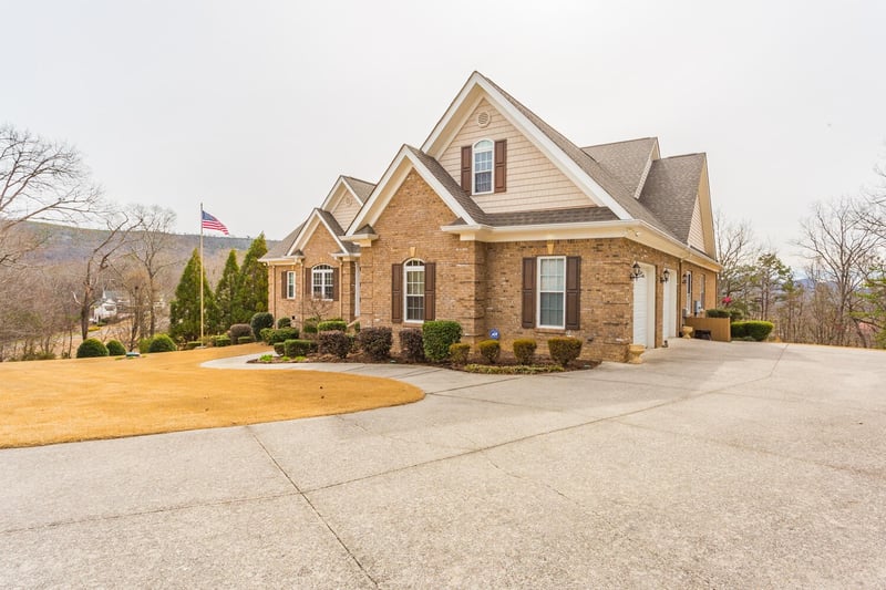 280 Dockwell Dr, Tunnel Hill, GA 30755