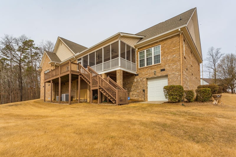 280 Dockwell Dr, Tunnel Hill, GA 30755