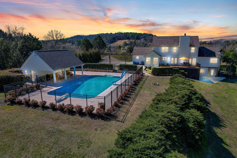 371 Mel Mcdaniel Rd, Ringgold, GA 30736