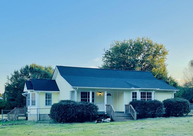 121 Will Ln, La Fayette, GA 30728