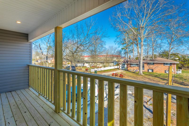 20 Phillips Dr, Fort Oglethorpe, GA 30742