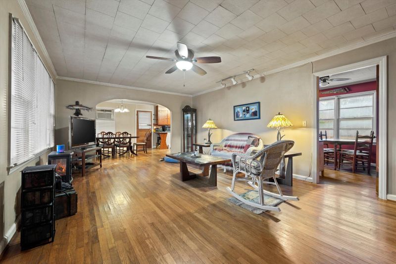 2489 Bronco Rd, La Fayette, GA 30728