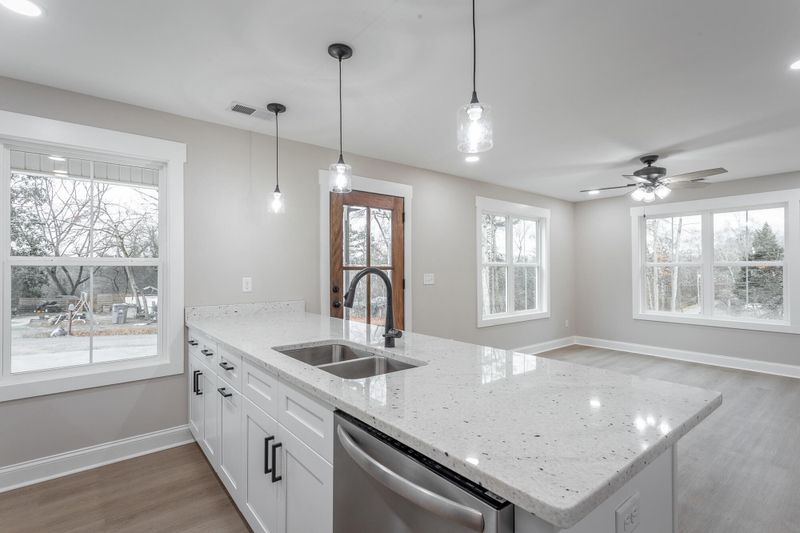 314 Warrenfells St, La Fayette, GA 30728