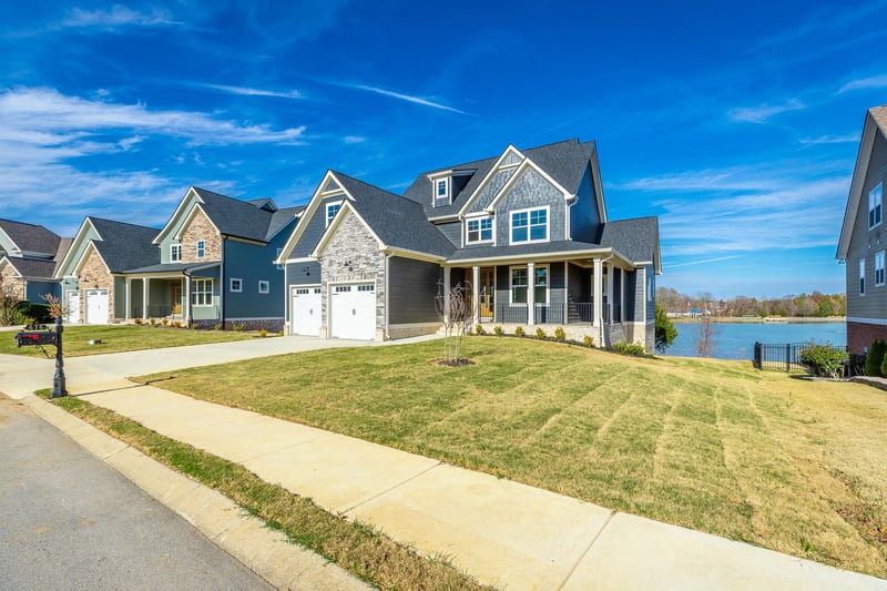 476 Lakeshore Cove Dr, Fort Oglethorpe, GA 30742