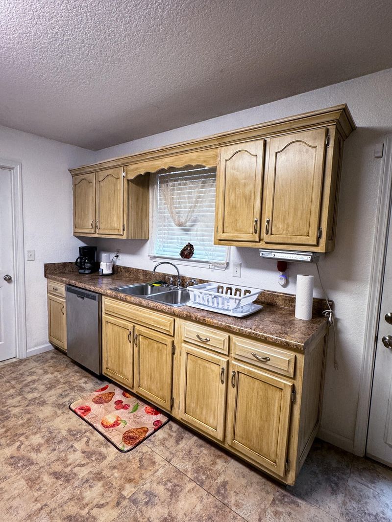 45 Lynn Murdock Ln, Rossville, GA 30741