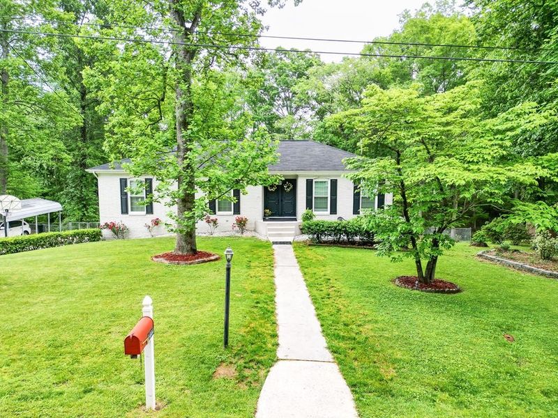 1444 Piedmont Dr, Dalton, GA 30721