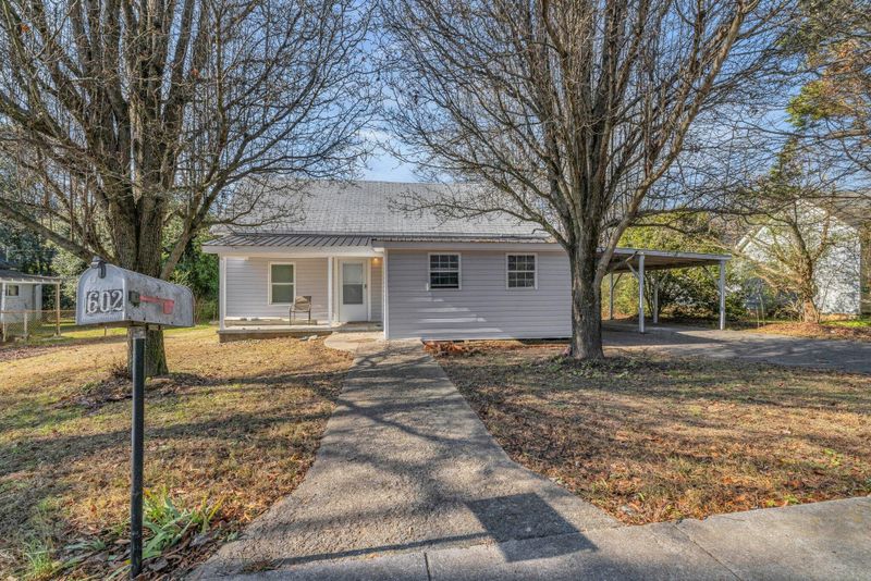 602 Magnolia St, La Fayette, GA 30728