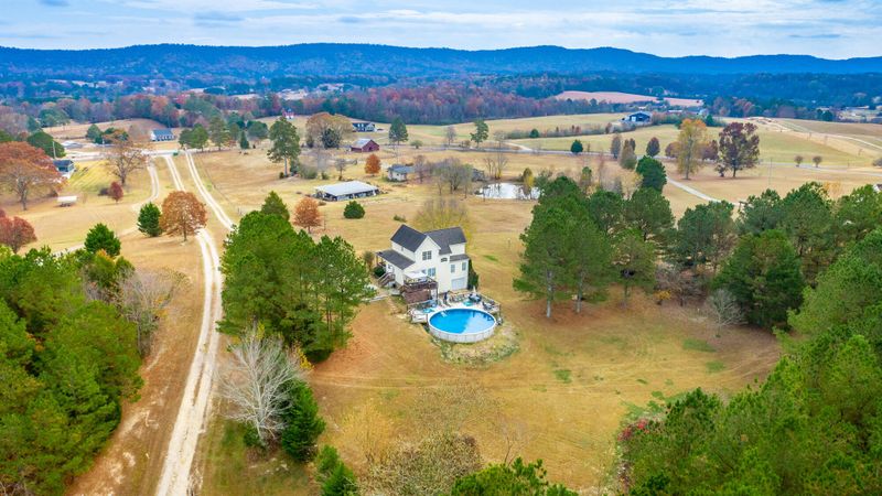 1116 Mcintire Rd, Rock Spring, GA 30739