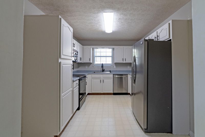 84 Spring Valley Ln, Ringgold, GA 30736