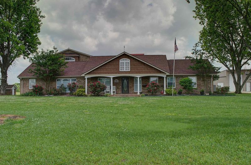2871 Pea Ridge Rd, Crossville, AL 35962