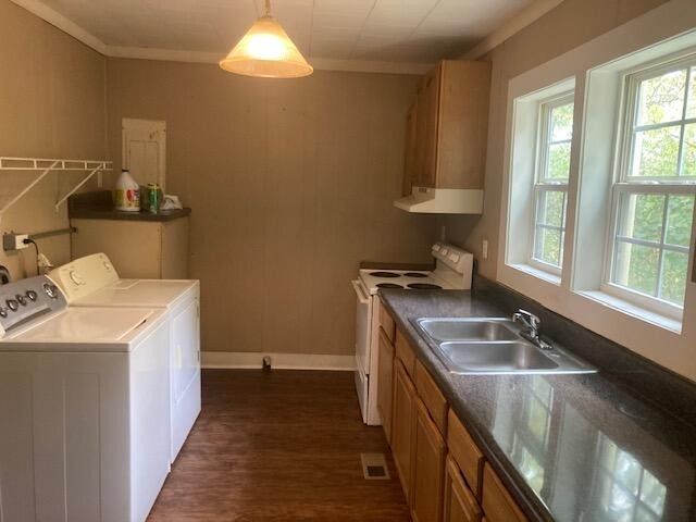 114 1st St, Rossville, GA 30741