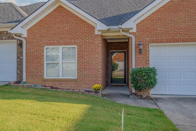 132 Se Kensington Dr, Calhoun, GA 30701