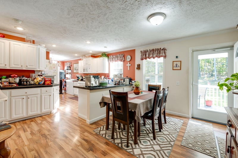 1320 Old State Rd, Menlo, GA 30731