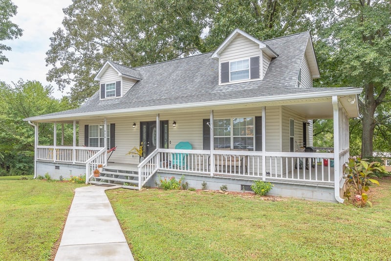 924 Jacobs Ave, Bridgeport, AL 35740