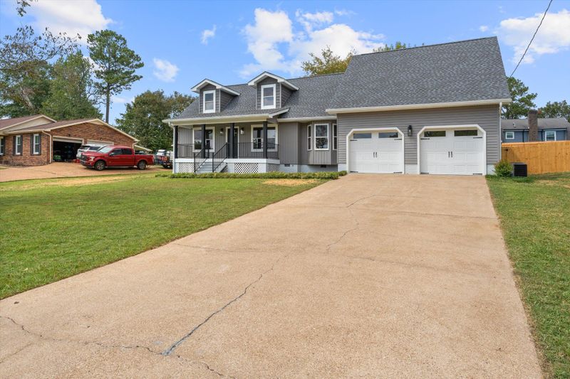 97 Angela Cir, Rossville, GA 30741