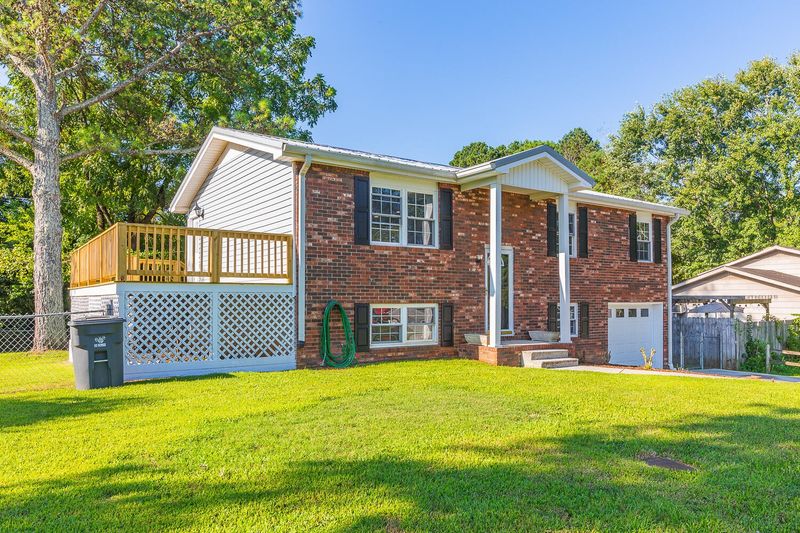 202 Langley Dr, La Fayette, GA 30728