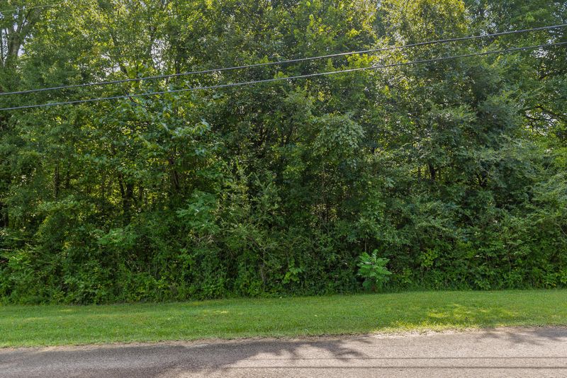2 Worthington Gap Rd, Rock Spring, GA 30739
