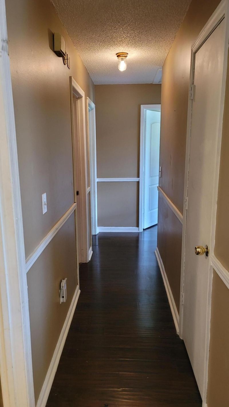 415 Watercress Dr, Rossville, GA 30741
