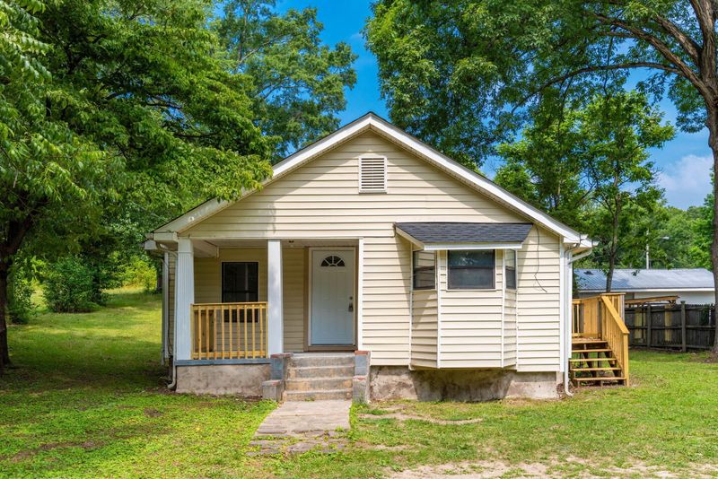 304 Glenn St, La Fayette, GA 30728