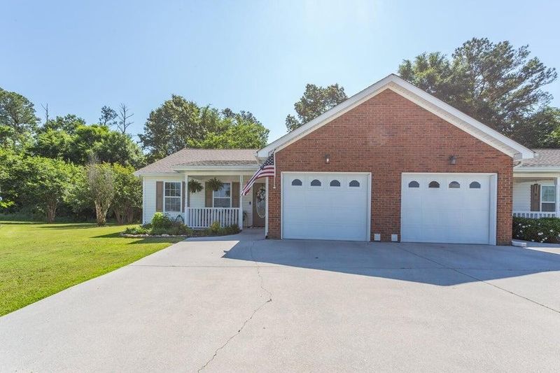 111 Anchor Dr, Rossville, GA 30741