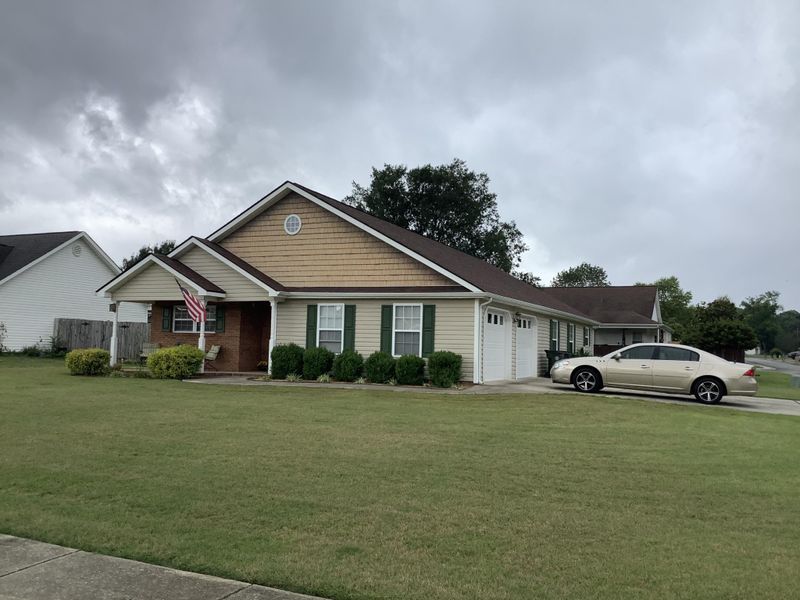 230 Century Station Dr, Rossville, GA 30741