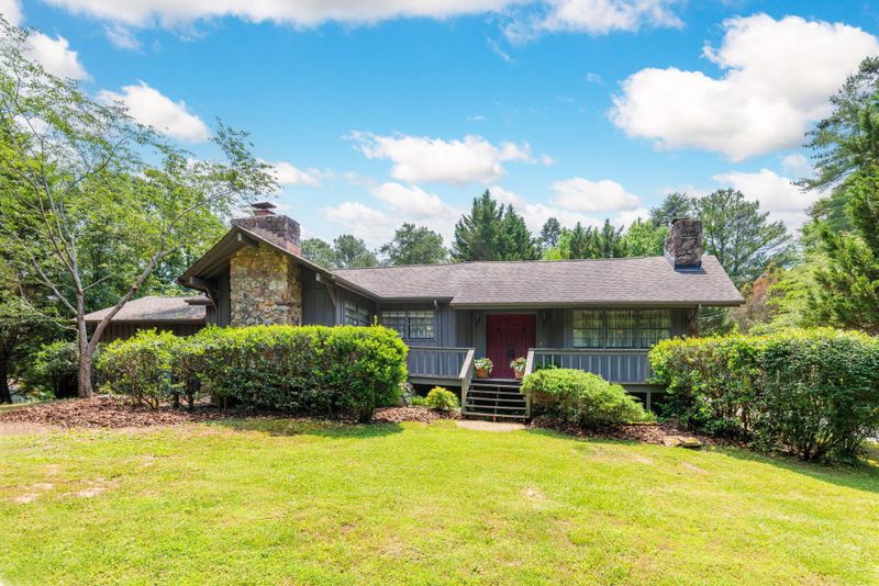 3595 Happy Valley Rd, Rossville, GA 30741