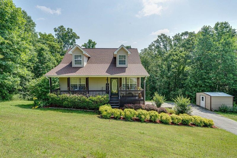 1359 Dustin Dr, Dalton, GA 30720
