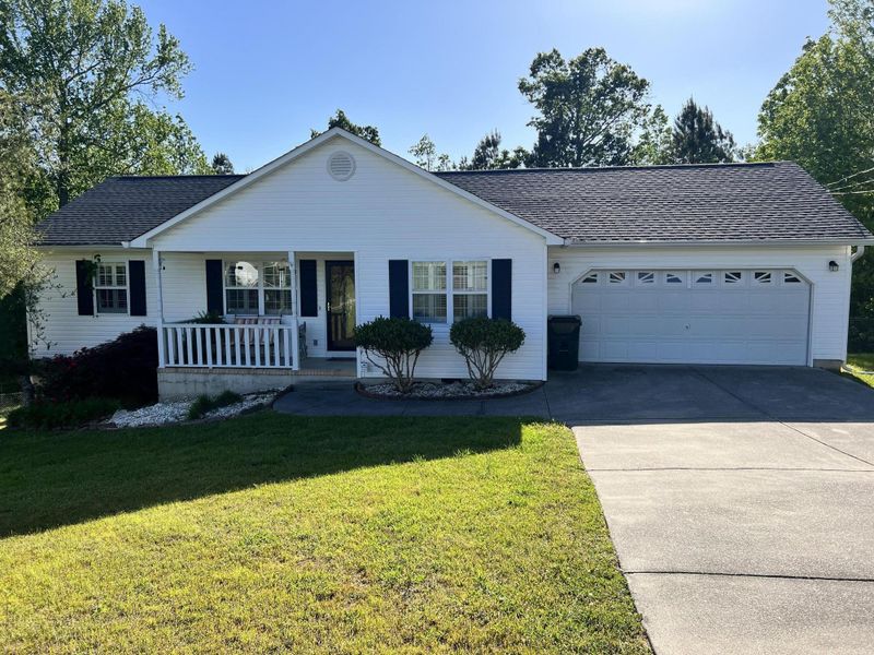 35 Concord Dr, Rock Spring, GA 30739