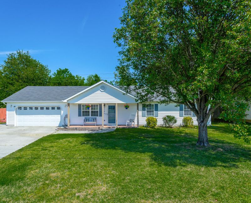 280 Sage Brush Ln, Rossville, GA 30741