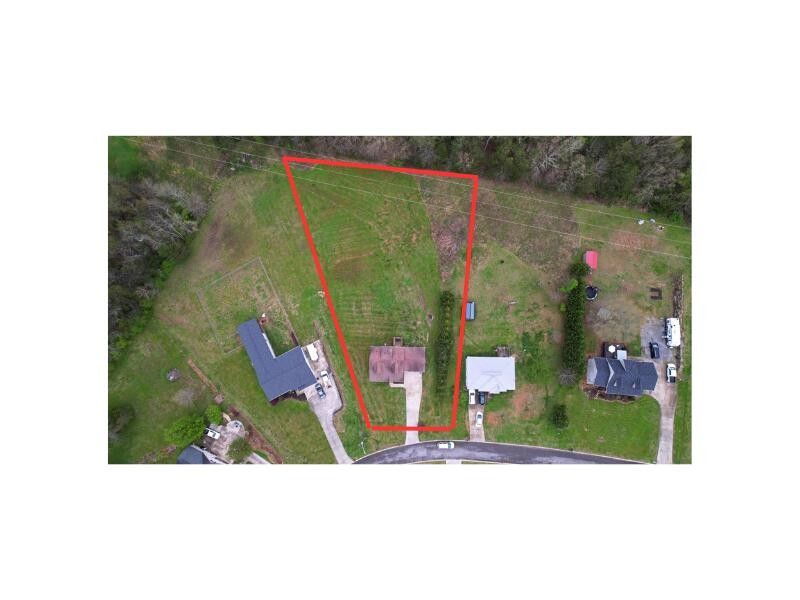 423 Bernice Dr, Trenton, GA 30752