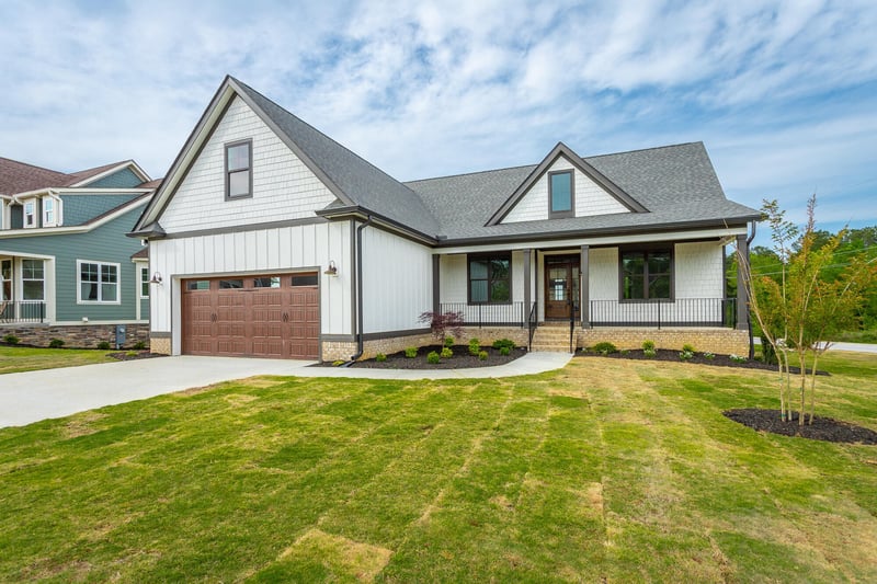 346 Lakeshore Cove Dr, Fort Oglethorpe, GA 30742