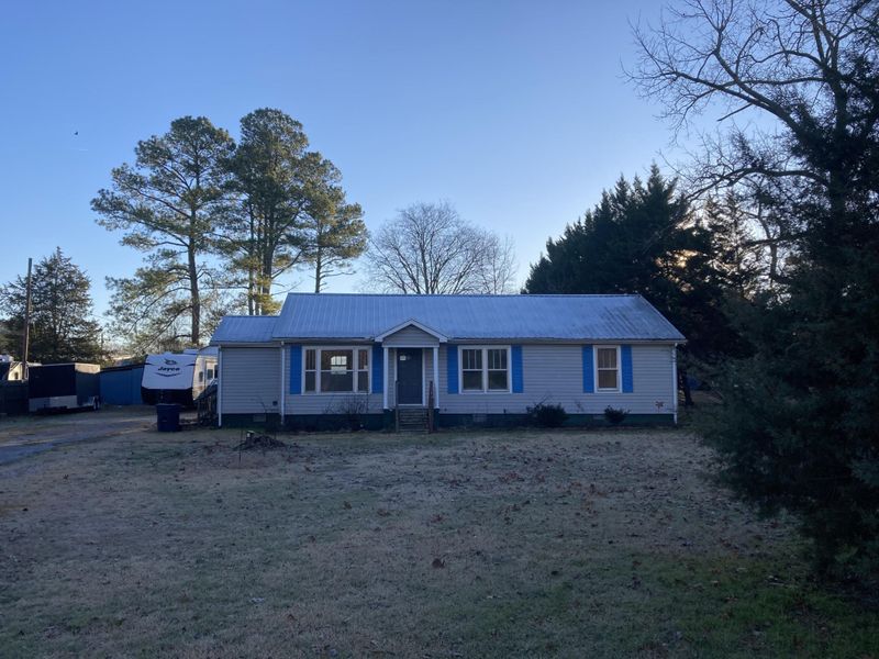 105 Longwood St, Chickamauga, GA 30707