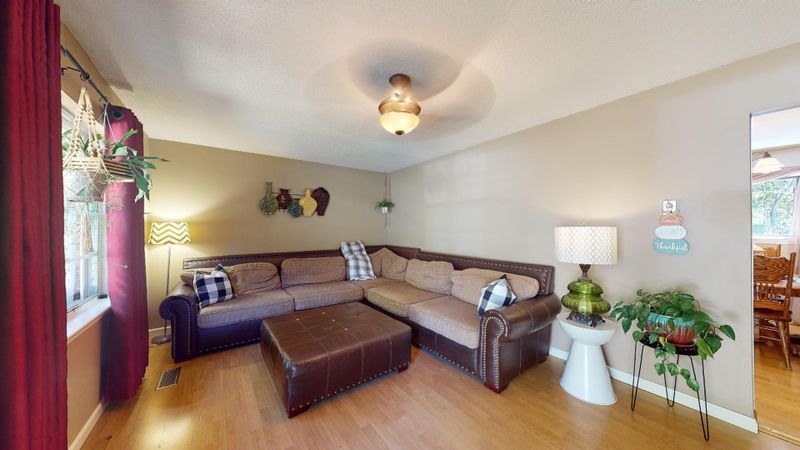 399 Lawrence Dr, Ringgold, GA 30736