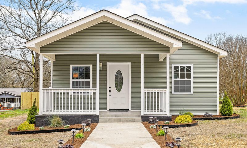 2 Williams Ln, Rossville, GA 30741
