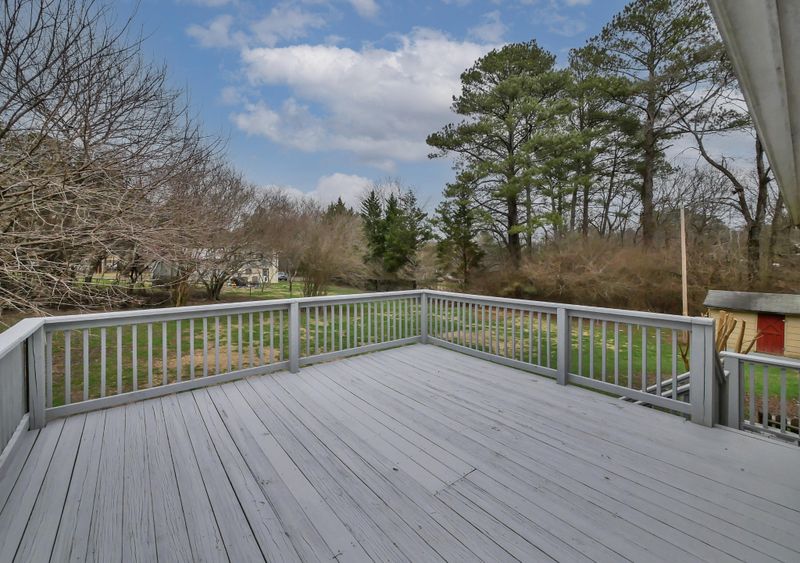 175 Ferndale Dr, Rossville, GA 30741