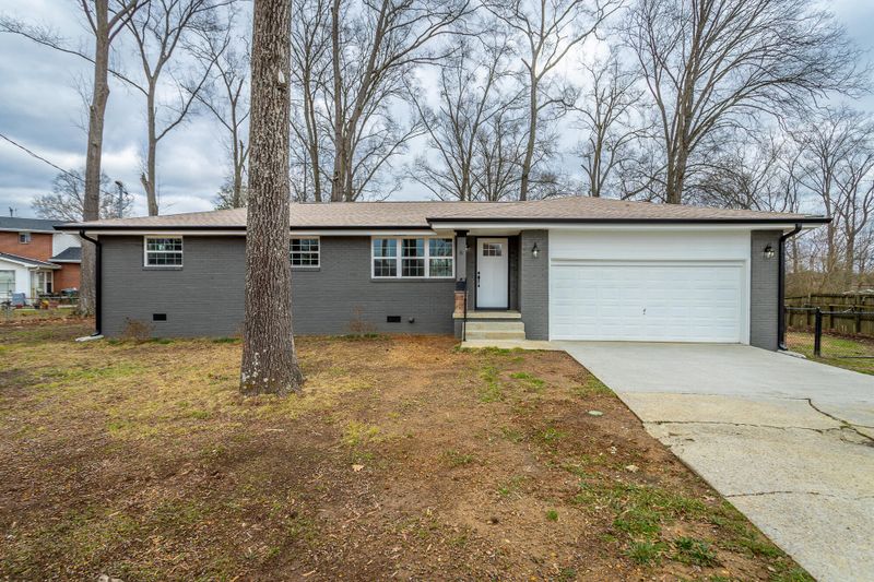 6 Howard Cir, Fort Oglethorpe, GA 30742